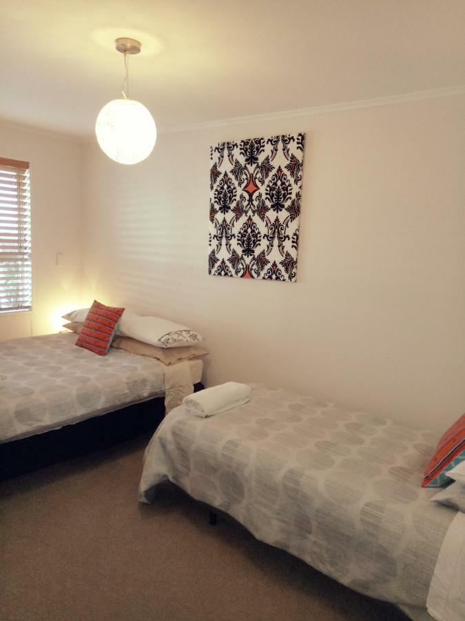 Beachfront Location Apartment Mount Maunganui Exterior photo